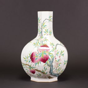 Chinese Famille Rose 'Peach' Bottle Vase