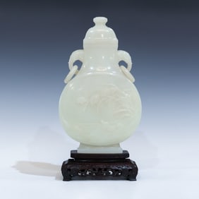 Important Large Chinese White Jade Vase, 18th Century
