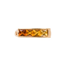 A citrine and 10k gold ring