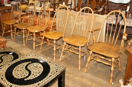 A suite of six hoop back Windsor dining chairs