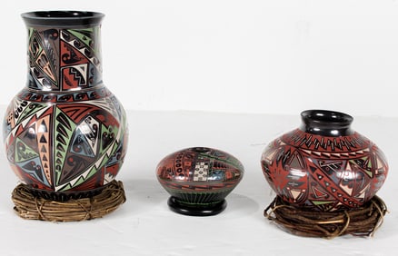 Three Mata Ortiz polychrome vessels in the Porvenir style