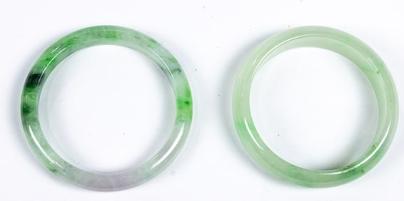 (lot of 2) Chinese jadeite bangles
