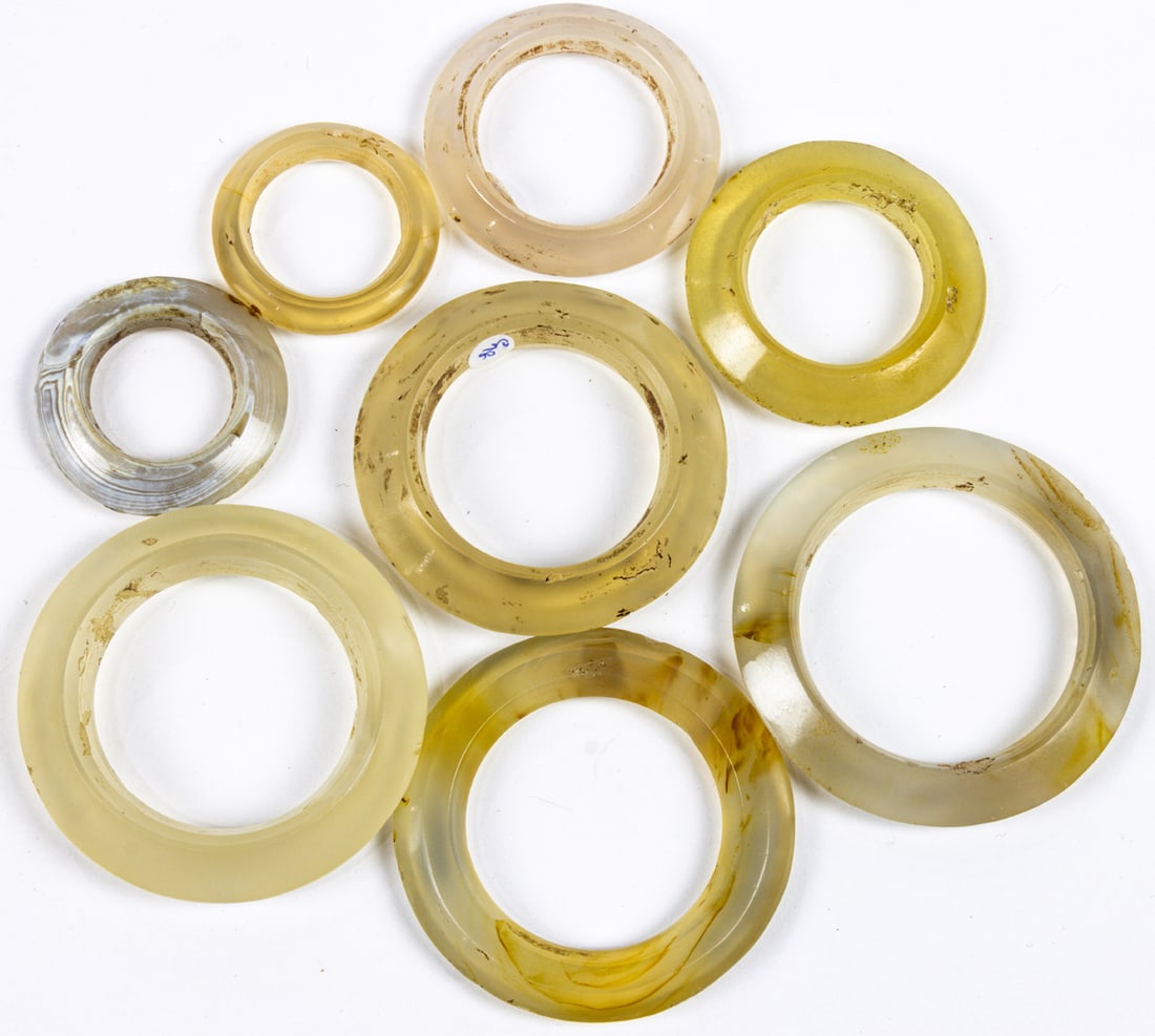 (lot of 8) Chinese agate rings (1 of 1)