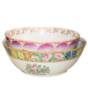 (lot of 2) Chinese export famille rose punch bowls