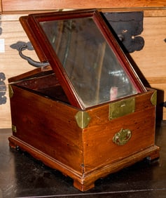 A Chinese hardwood jewelry box