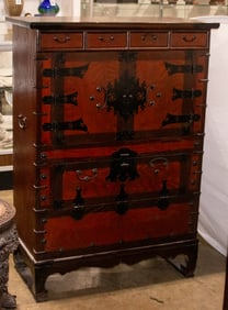 A Korean tansu