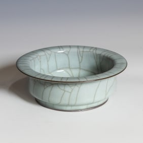 Chinese Ge-Type Glazed Brush Washer