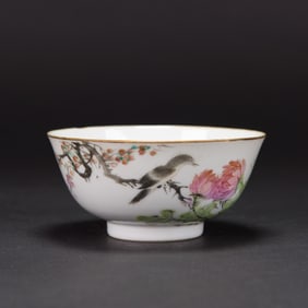 A Qianjiang Enamelled 'Flower and Bird' Bowl, Republic Period