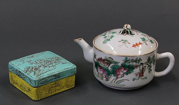 Two Chinese Porcelain Teapot and Box: (lot of 2) Chinese porcelain box and teapot: the first a covered box molded with villa landscapes to the yellow box and with the base marked '[wang] rong', together with a turquoise lid (married); the
