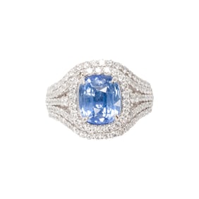 A sapphire, diamond, and platinum ring