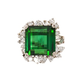 A tourmaline, diamond, and 14k white gold ring