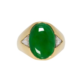 A jadeite, diamond, and 18k gold ring
