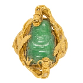 A jade and 22k gold ring
