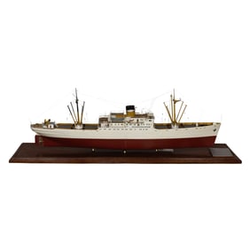 A 1:100 ships model of a Yaque class (R1S-DH1) refrigerated freighter by Ros Netherlands