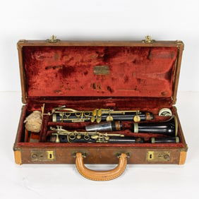 A Martin Freres Woodwinds clarinet in case