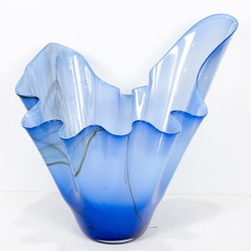 A Dan Bergsma studio glass handkerchief center bowl