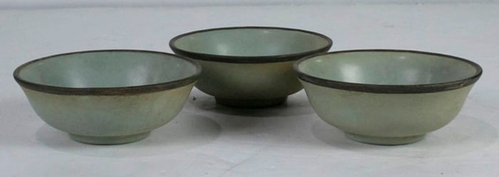 (lot of 3) Chinese Jun-style celadon glazed bowls