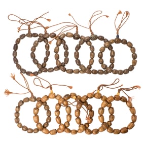 A group of Sino-Tibetan lotus seed prayer beads