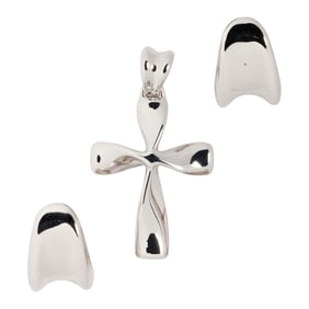 A 14k white gold pendant and pair of earrings