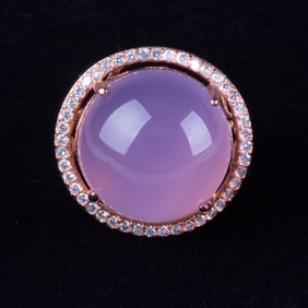 A Lavender Jadeite Ring