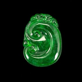 A Chinese Jadeite Pendant