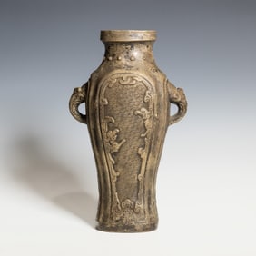 A Chinese Potery Vase with Mark, Qing Dynasty