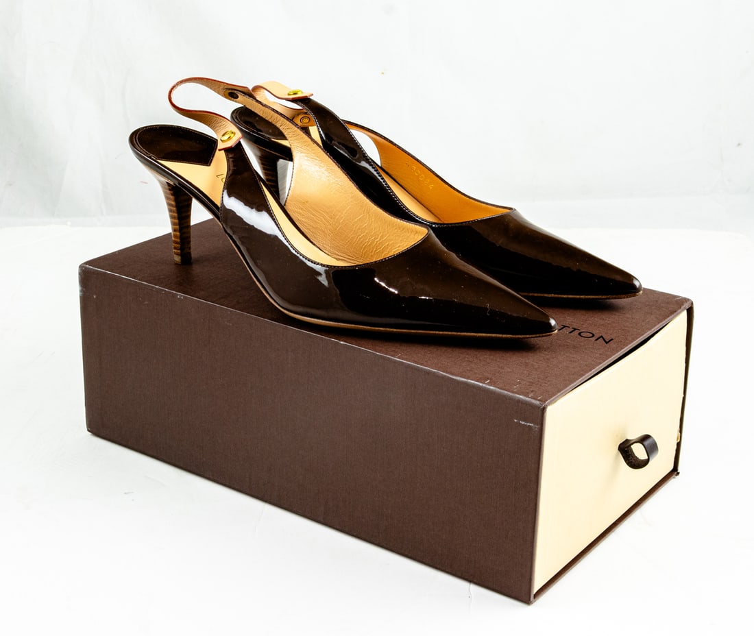 A pair of vintage Louis Vuitton monogram chocolate patent leather sling back shoes: A pair of vintage Louis Vuitton monogram chocolate patent leather sling back shoes, EU size 38.5 (US 8.5), includes dustbags and original box