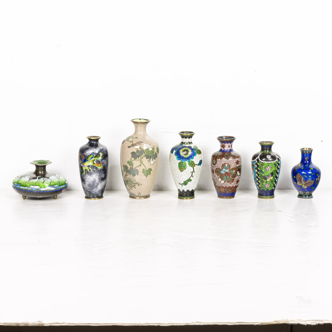 (lot of 7) Japanese cloisonne enamel vases (1 of 4)