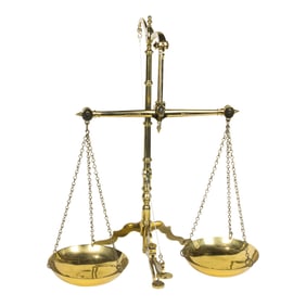 A English brass balance scale