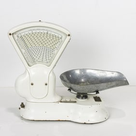 A Toledo Scale Company candy scale