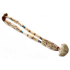 A Naga Shell Bead Necklace