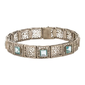 An Art Deco style bracelet