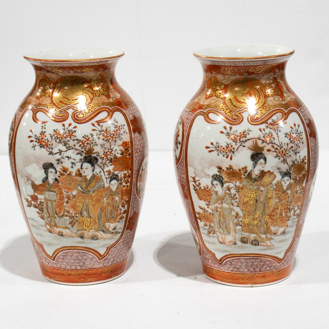 A pair of Kutani vases (1 of 1)
