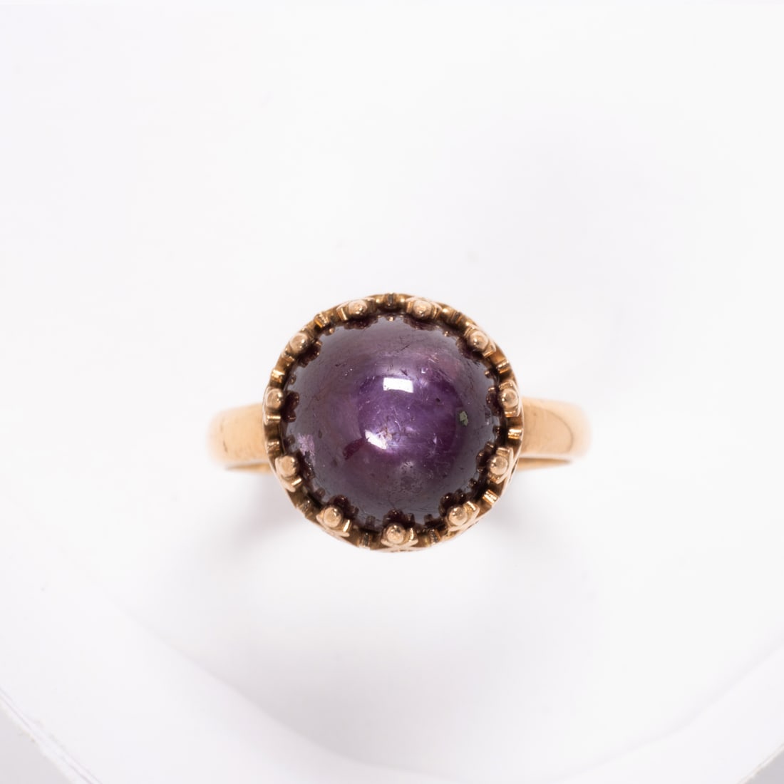 A star ruby and silver ring (1 of 1)