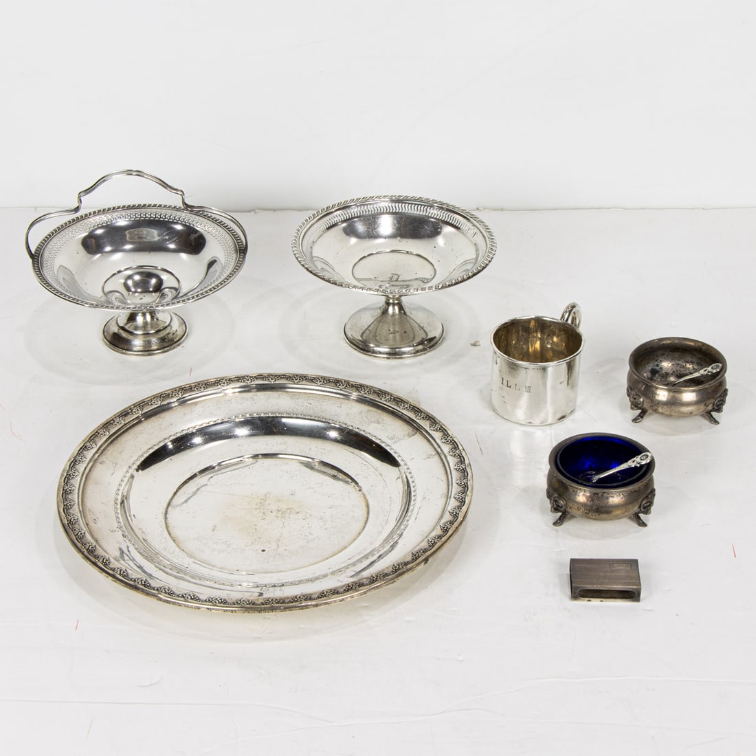 Seven pieces of sterling table articles (1 of 2)