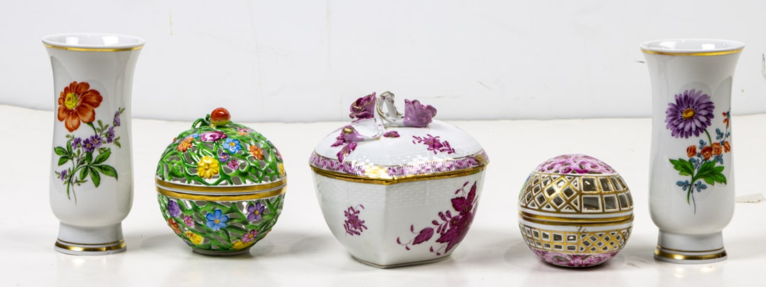 Five pieces of Herend and Meissen porcelain: Five pieces of Herend and Meissen porcelain, comprising (2) Herend potpourri, the largest 4.5"l; (1) Herend covered dish, 4.25"h; (1) pair of Meissen vases, 5.75"h. [5 total]