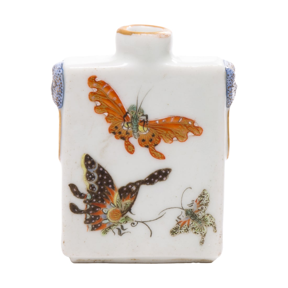 A Chinese famille rose snuff bottles: A Chinese famille rose snuff bottles. Decorated with butterfly motif, Daoguang four-character mark, late Qing period, 2.5" across.