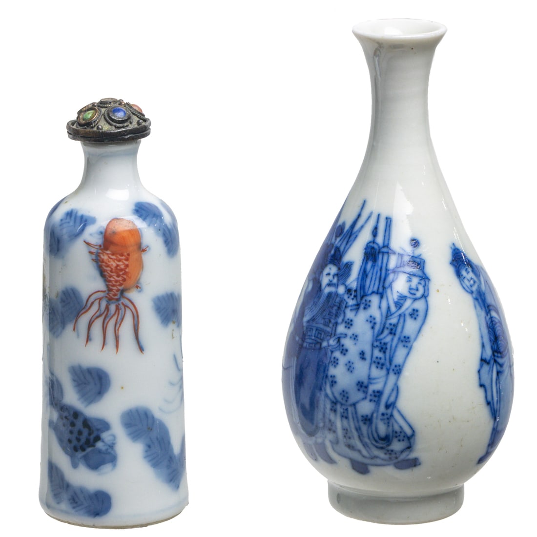 (lot of 2) Chinese blue and white snuff bottles (1 of 3)