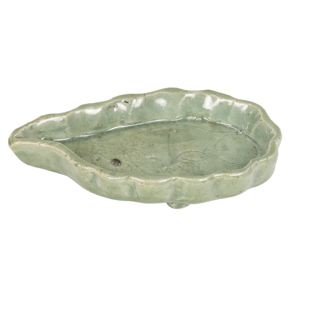 A Chinese celadon glazed leaf form water dish (1 of 4)