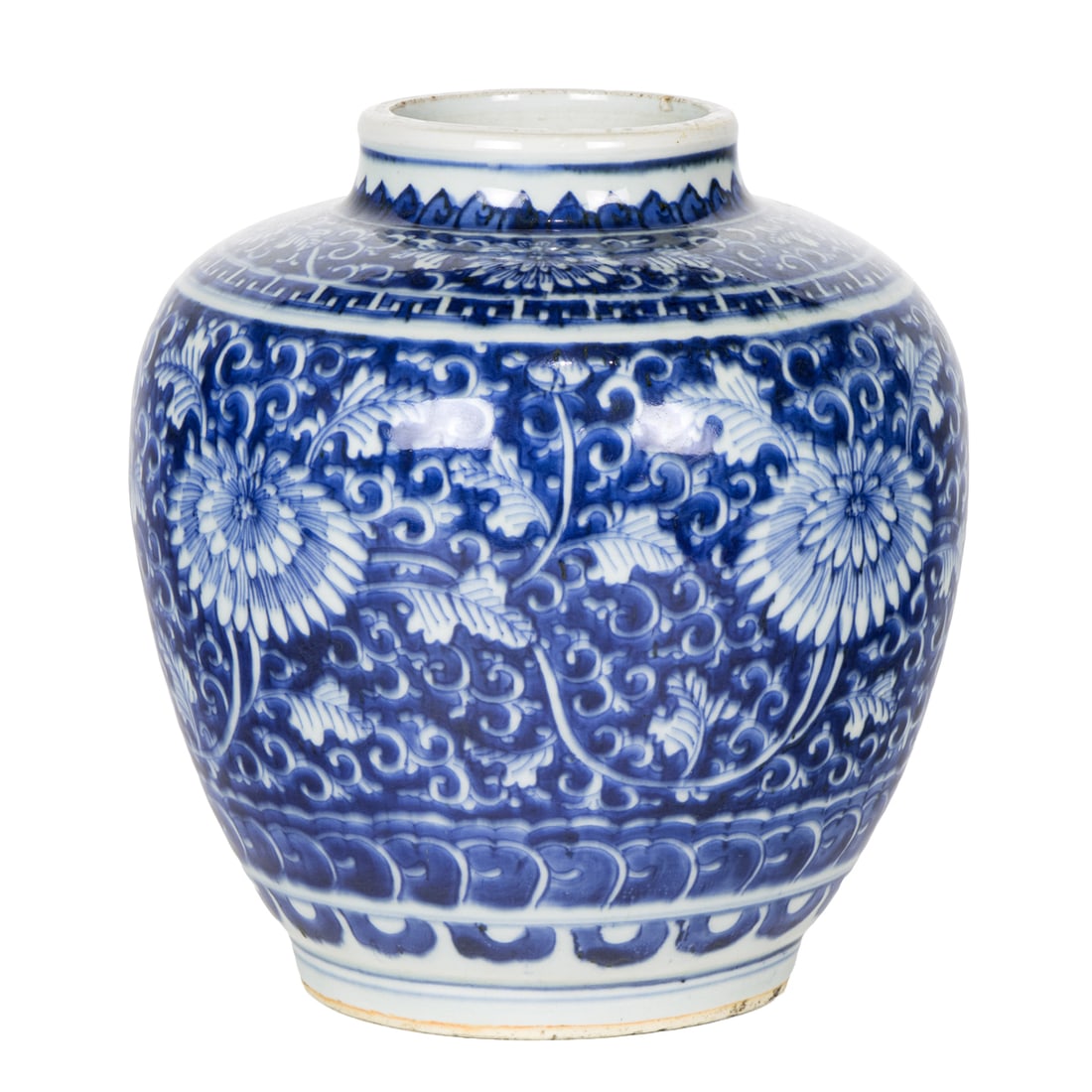 A Chinese blue and white jar (1 of 5)