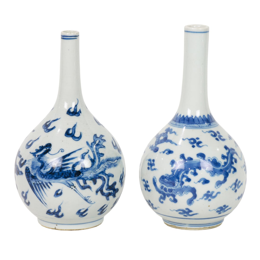 (lot of 2) Chinese blue and white bottle vases (1 of 4)