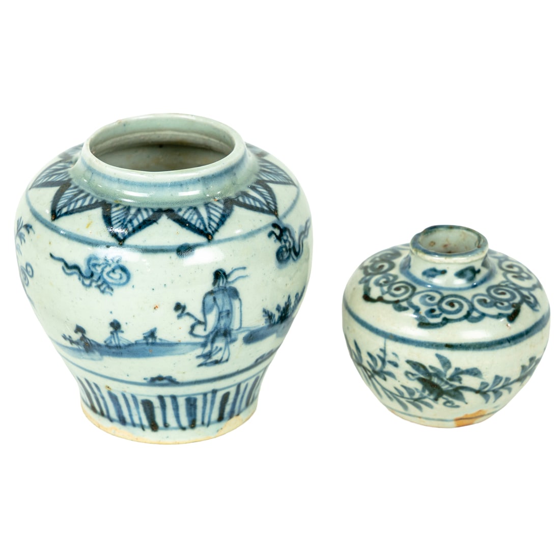 (lot of 2) Chinese blue and white jarlets (1 of 3)