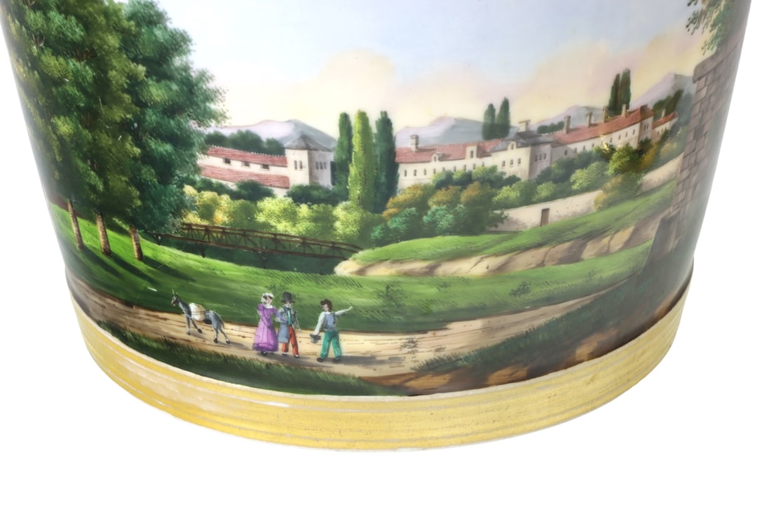 Three Paris porcelain cachepots - 3