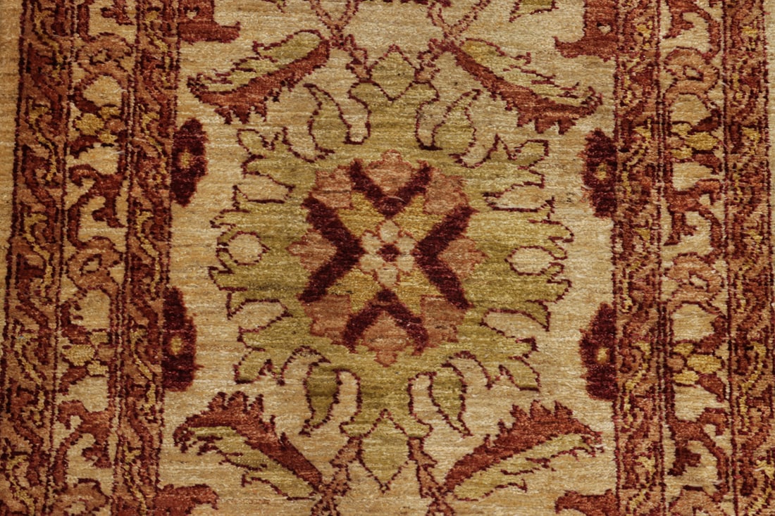 A contemporary Pakistani runner - 2