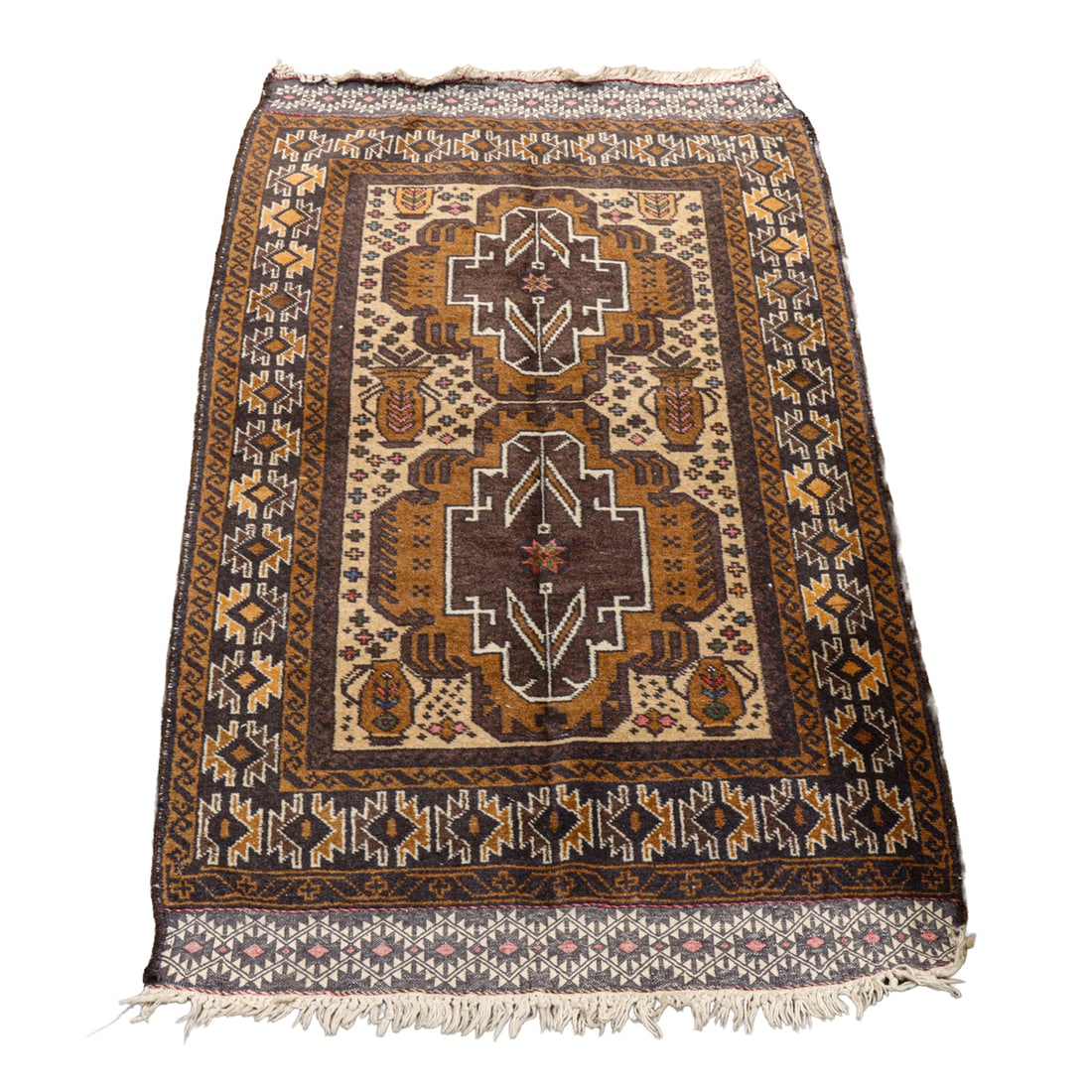 A Pakistani carpet: A Pakistani carpet, 2'9"x 4'10"