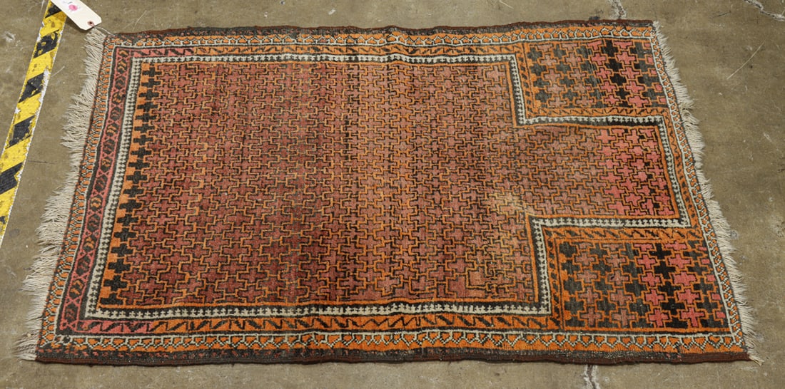 An Afghan prayer rug, 2'8" x 4': An Afghan prayer rug, 2'8" x 4'