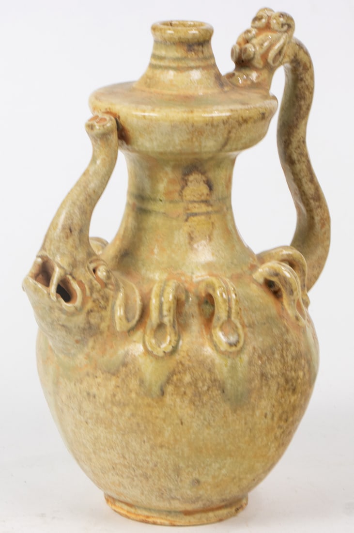 A Chinese straw glazed earthenware ewer (1 of 1)