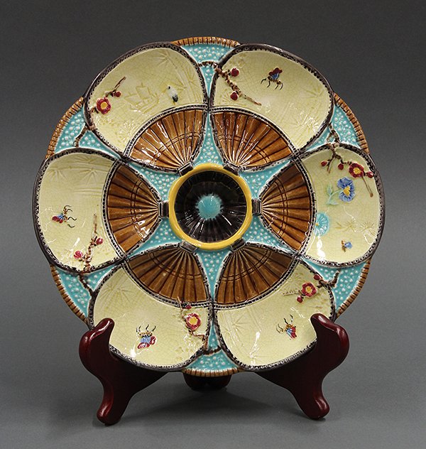 Fielding majolica fan and insect oyster plate in the Ae