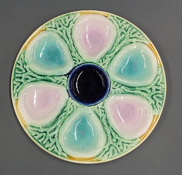 Shell and seaweed majolica oyster plates, 19th century. - 5