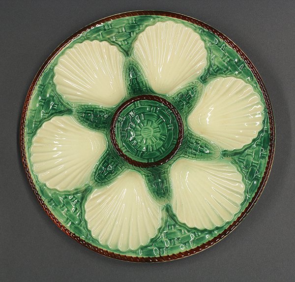 Shell and seaweed majolica oyster plates, 19th century. - 7